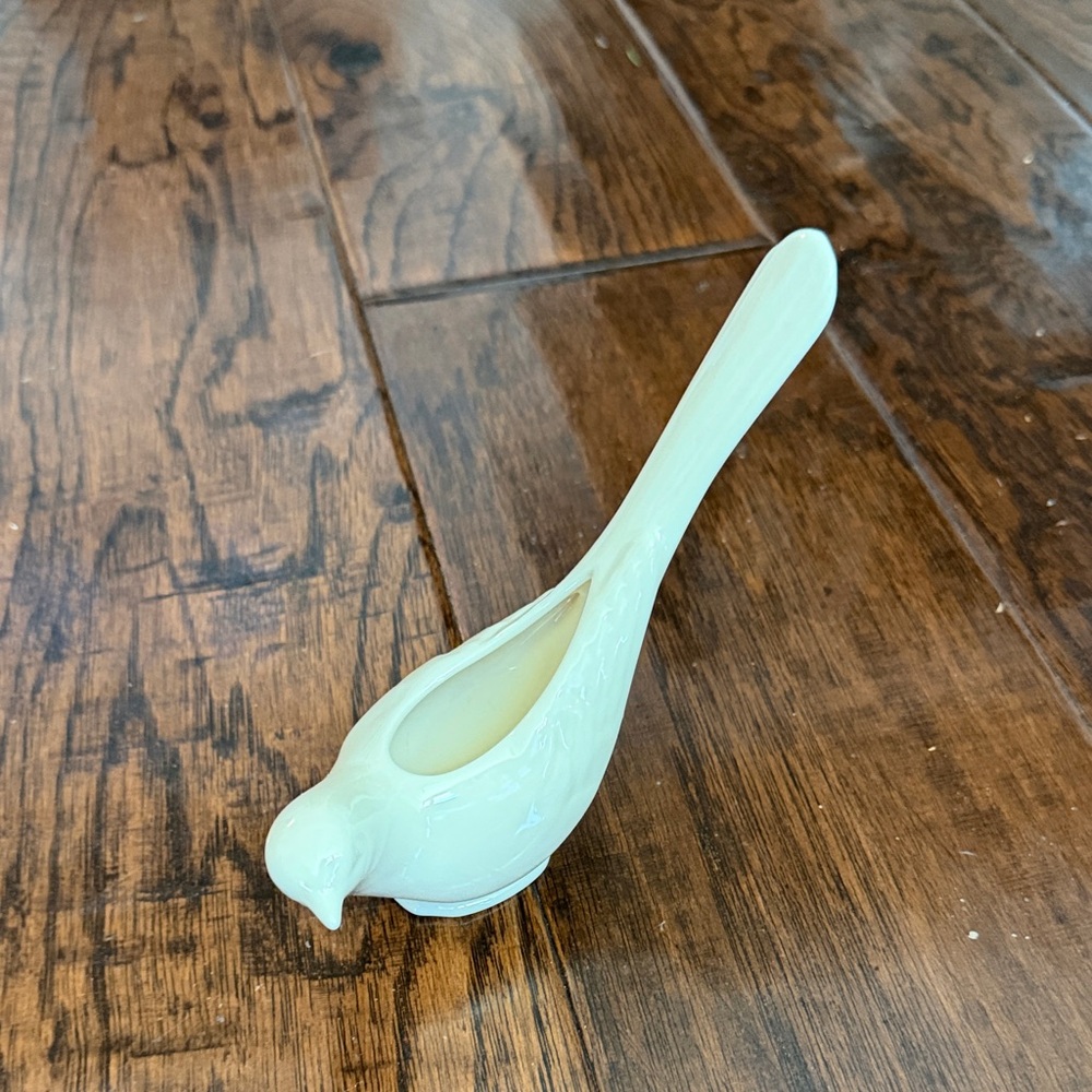 Lenox dove in cream China color